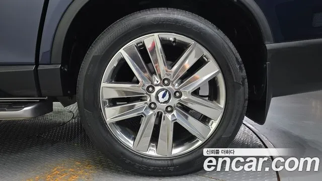 KG_Mobility_Ssangyong Rexton 2018 thumb 5