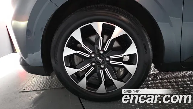 Kia Carnival 2020 thumb 5