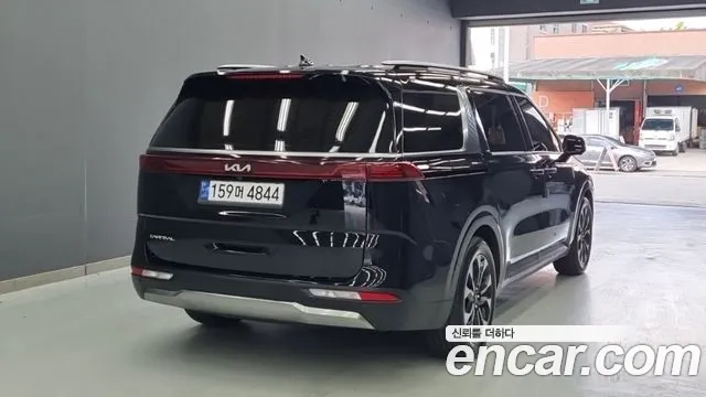 Kia Carnival 2022 thumb 2
