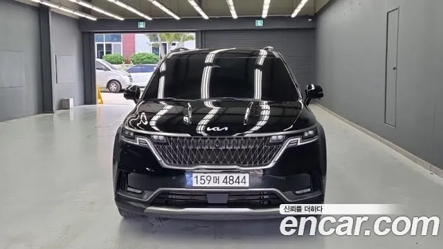 Kia Carnival 2022 thumb 3