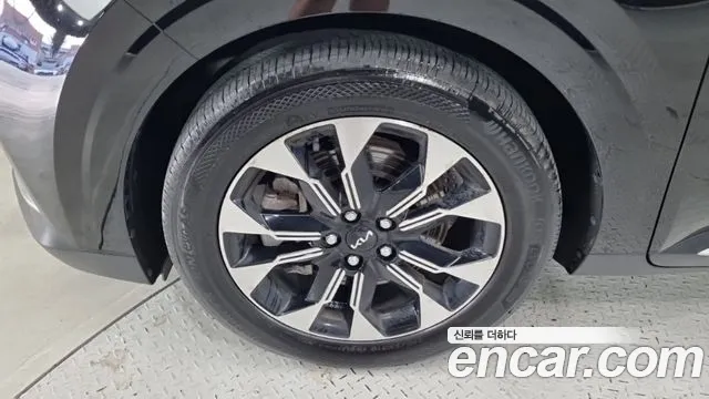 Kia Carnival 2022 thumb 5