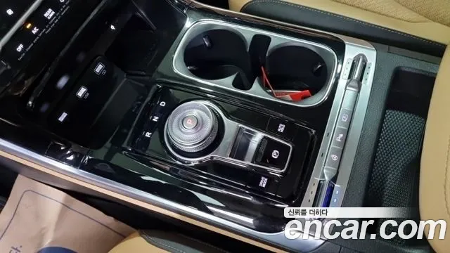 Kia Carnival 2022 thumb 9