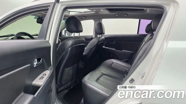 Kia Sportage 2014 thumb 11