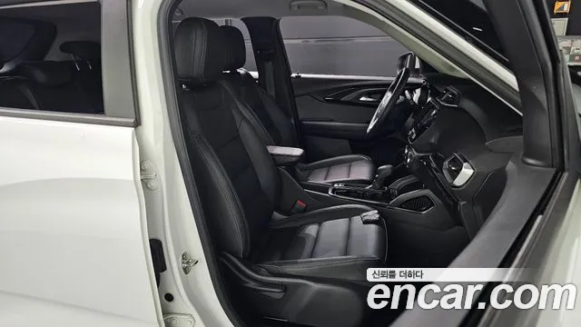 ChevroletGMDaewoo TrailBlazer 2020 thumb 12