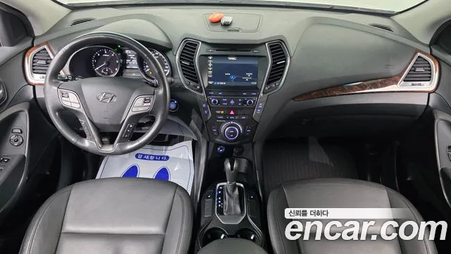 Hyundai Santa Fe 2016 thumb 7