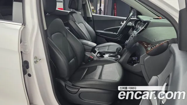 Hyundai Santa Fe 2016 thumb 11