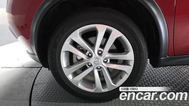 Nissan Juke 2016 thumb 5
