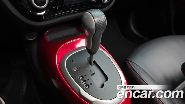 Nissan Juke 2016 thumb 9