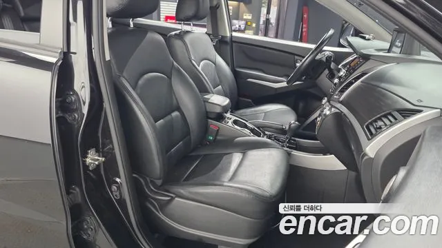 KG_Mobility_Ssangyong KORANDO 2015 thumb 11