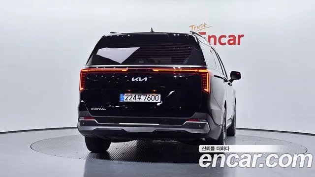 Kia Carnival 2025 thumb 4