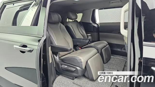 Kia Carnival 2025 thumb 11