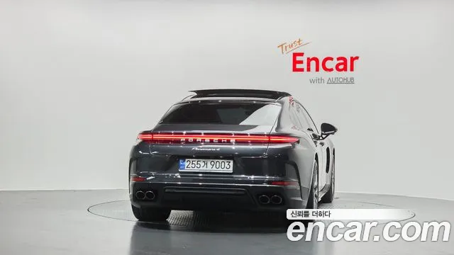 Porsche Panamera 2024 thumb 3