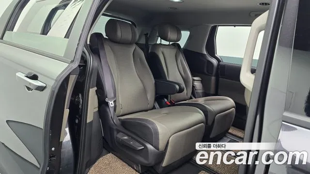 Kia Carnival 2024 thumb 12