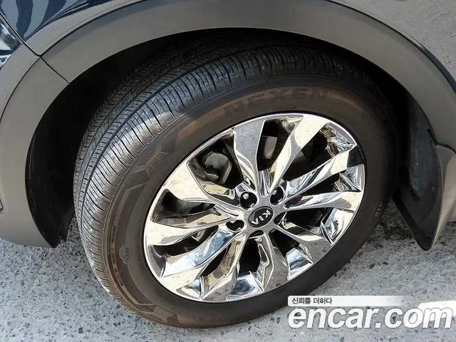 Kia Sorento 2018 thumb 5