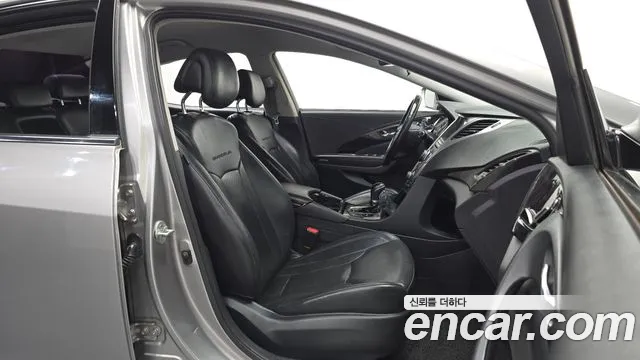 Hyundai Grandeur 2013 thumb 11