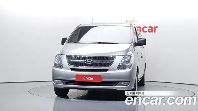 Hyundai Starex 2012 thumb 3