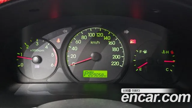 Hyundai Starex 2012 thumb 8