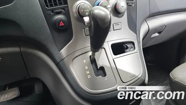 Hyundai Starex 2012 thumb 9