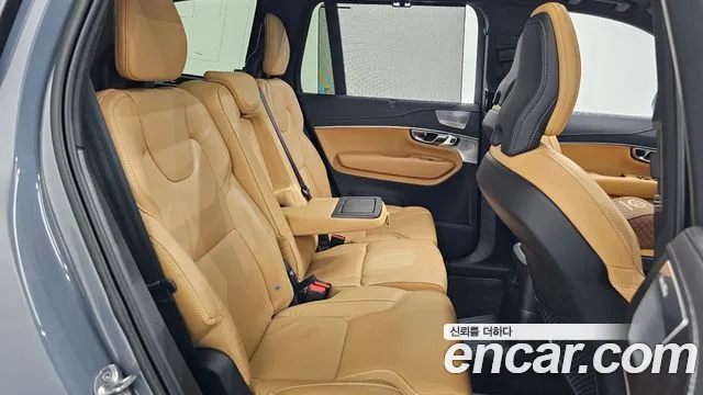 Volvo XC90 2023 thumb 11