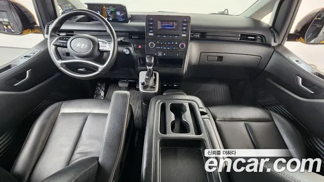 Hyundai Staria 2021 thumb 7