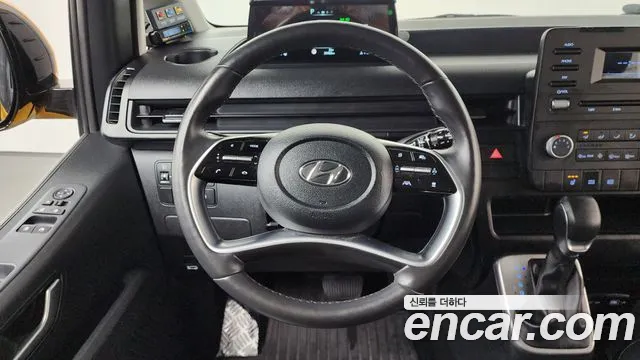 Hyundai Staria 2021 thumb 12