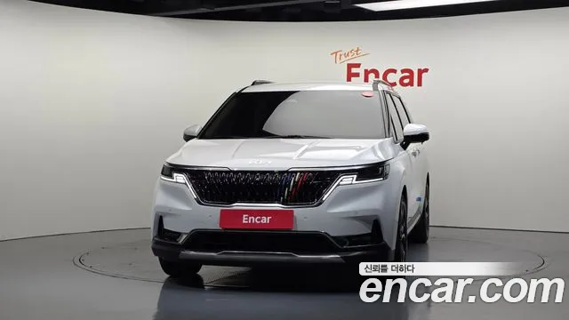 Kia Carnival 2022 thumb 3