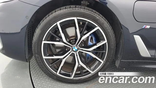 BMW 5-Series 2021 thumb 5