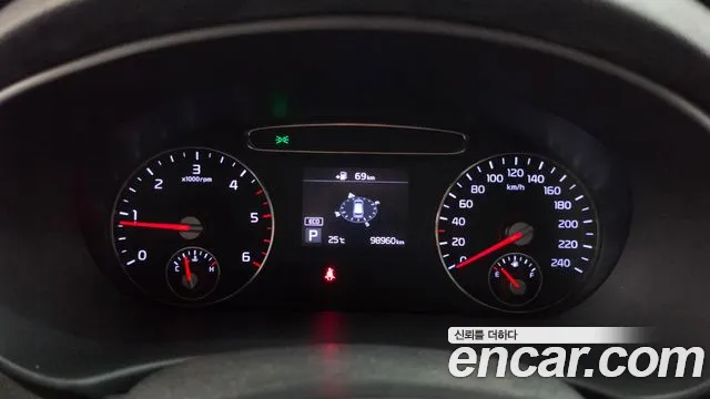 Kia Sorento 2017 thumb 8
