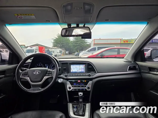 Hyundai Avante 2015 thumb 7