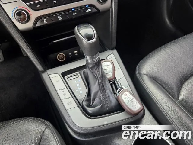 Hyundai Avante 2015 thumb 9