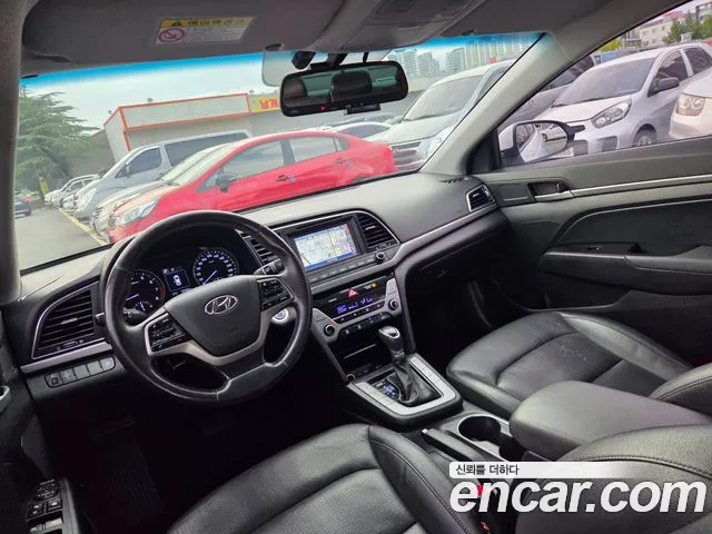 Hyundai Avante 2015 thumb 10