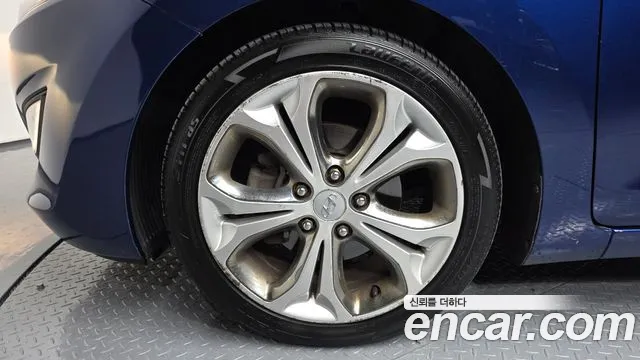 Hyundai i30 2012 thumb 5