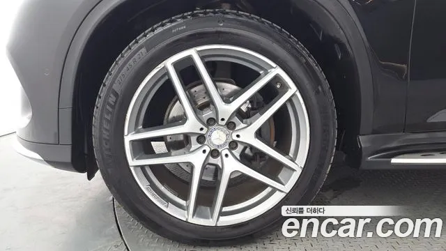 Mercedes-Benz GLE 2017 thumb 5