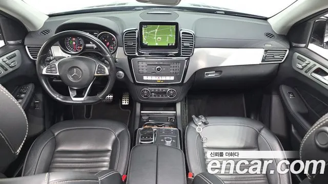 Mercedes-Benz GLE 2017 thumb 7