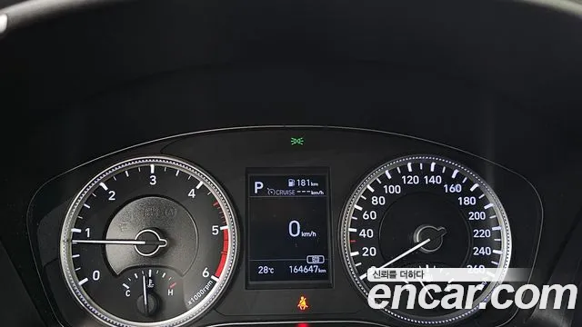 Hyundai Santa Fe 2019 thumb 8