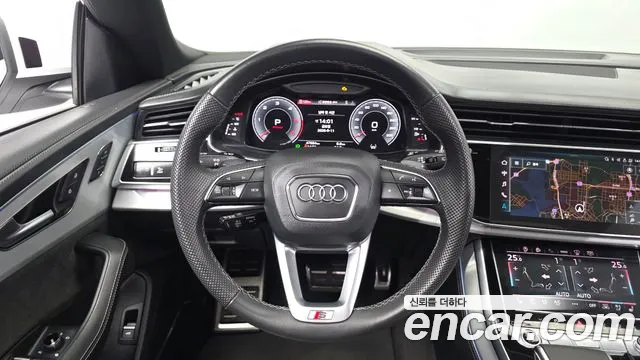 Audi Q8 2021 thumb 12