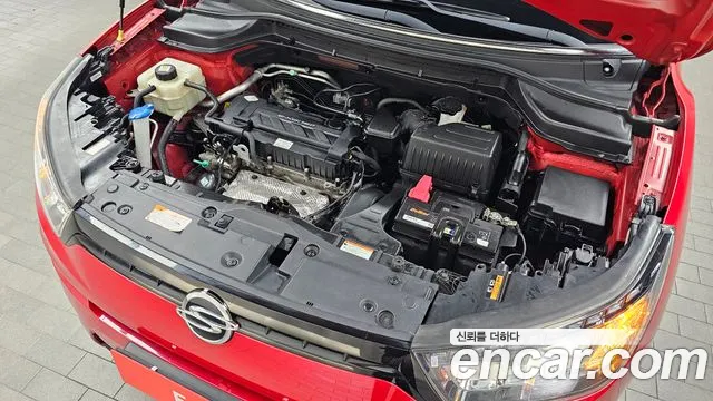 KG_Mobility_Ssangyong TIBOLI 2017 thumb 5