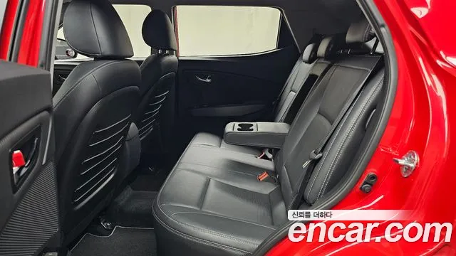 KG_Mobility_Ssangyong TIBOLI 2017 thumb 11