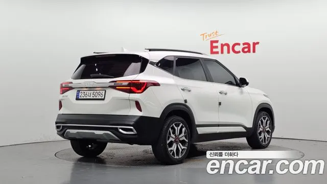 Kia Seltos 2022 thumb 2