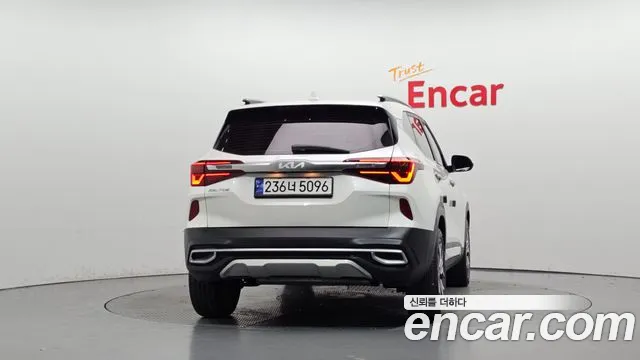Kia Seltos 2022 thumb 4