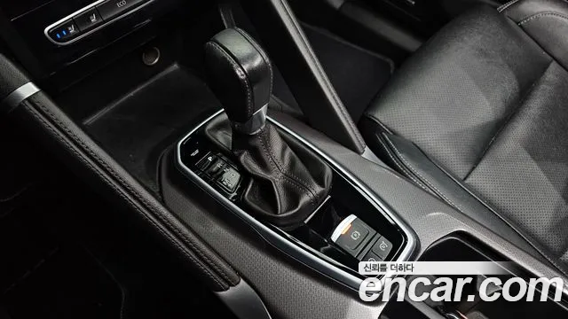 Renault-KoreaSamsung Koleos 2016 thumb 9