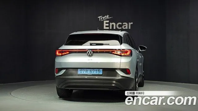 Volkswagen ID.4 2022 thumb 4