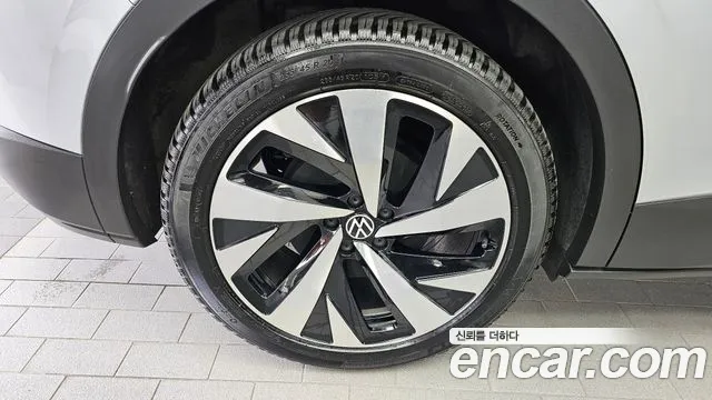 Volkswagen ID.4 2022 thumb 5