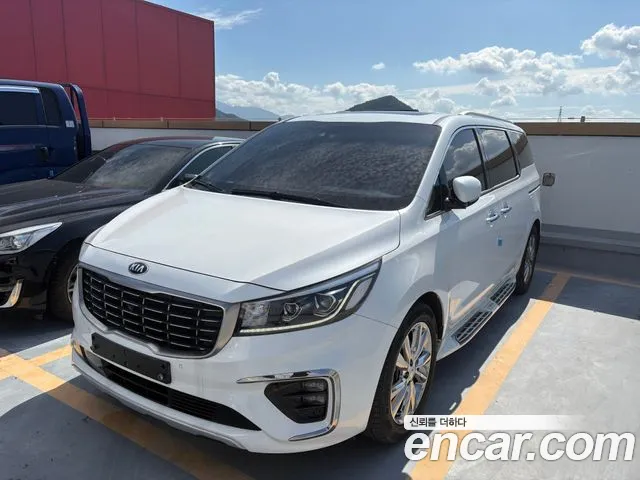 Kia Carnival 2018 thumb 11
