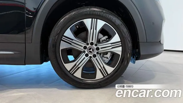Mercedes-Benz EQB 2026 thumb 5
