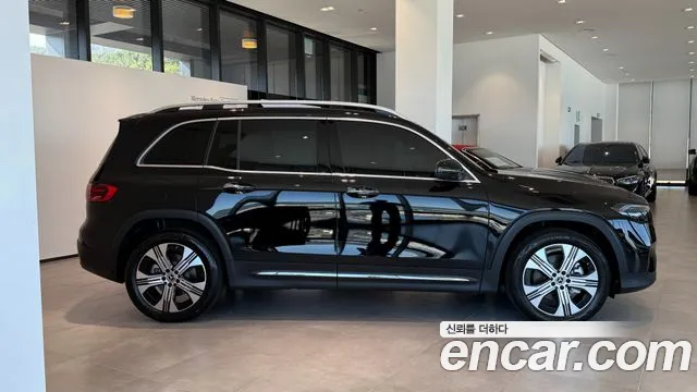 Mercedes-Benz EQB 2026 thumb 9