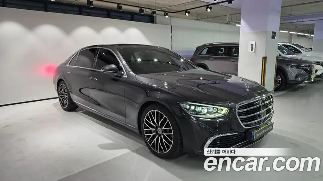 Mercedes-Benz S-Класс 2025 thumb 2