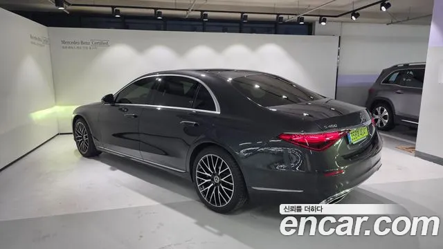 Mercedes-Benz S-Класс 2025 thumb 3