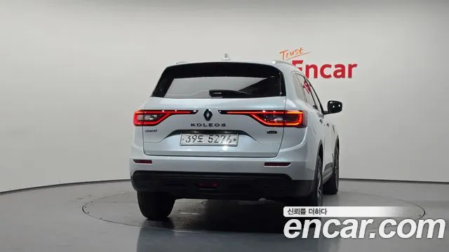 Renault-KoreaSamsung Koleos 2018 thumb 3