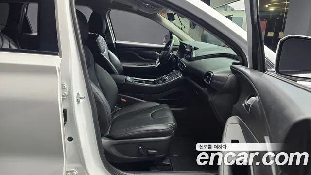 Hyundai Santa Fe 2021 thumb 11